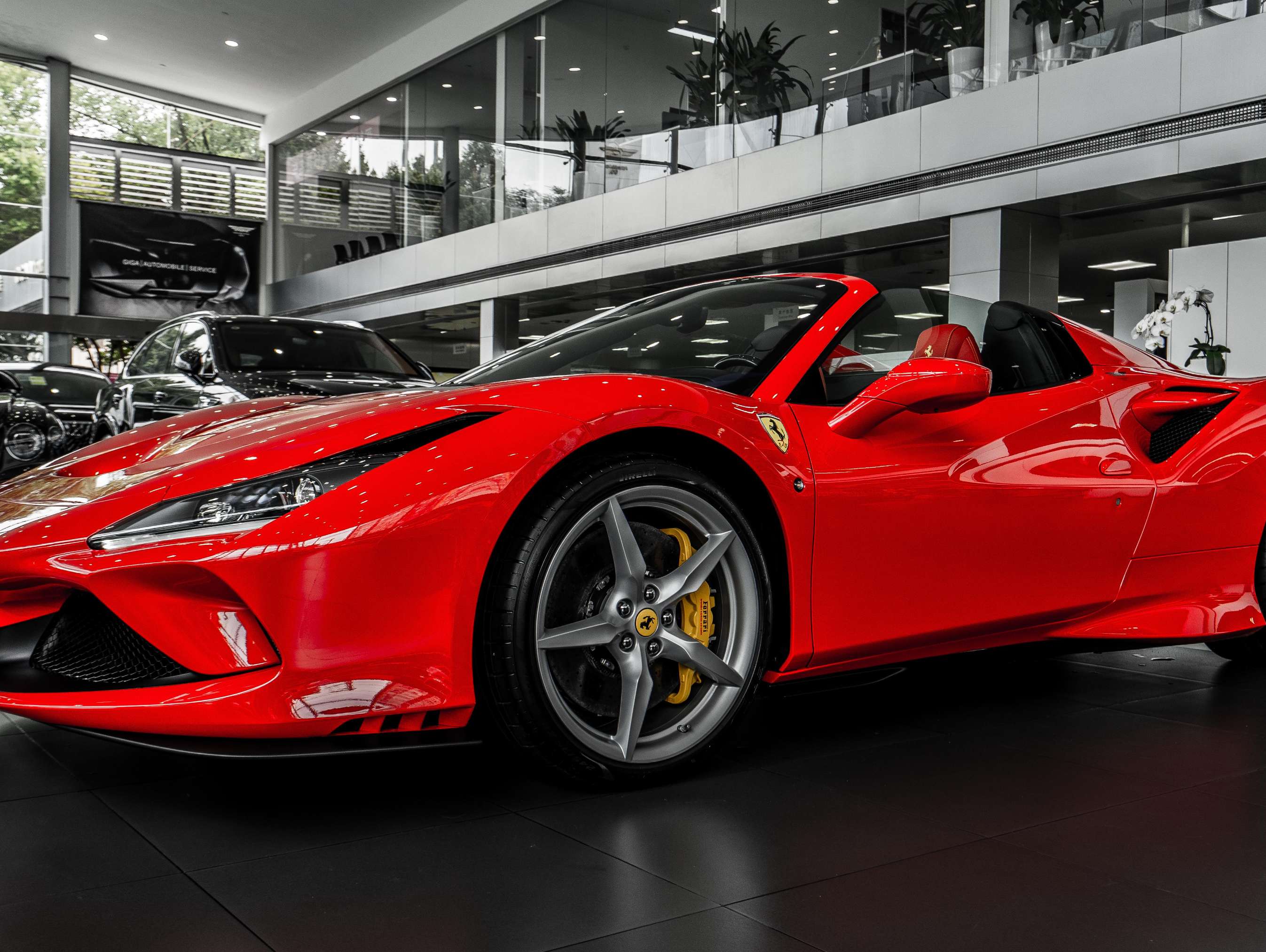 法拉利 F8 红色/红色 2020款 Spider 3.9T V8