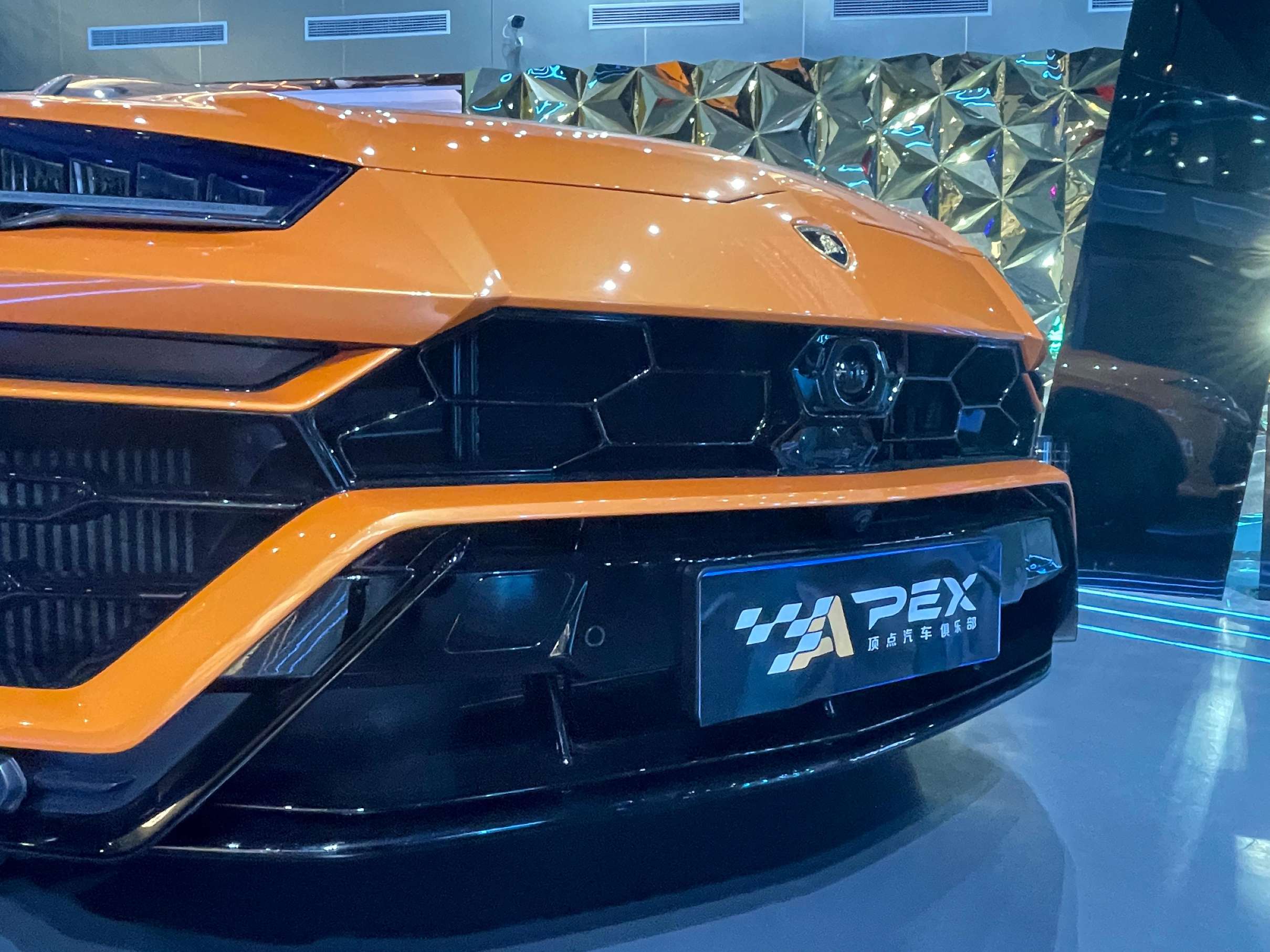 中规兰博基尼 Urus 橙色/橙色 2021款 4.0T V8