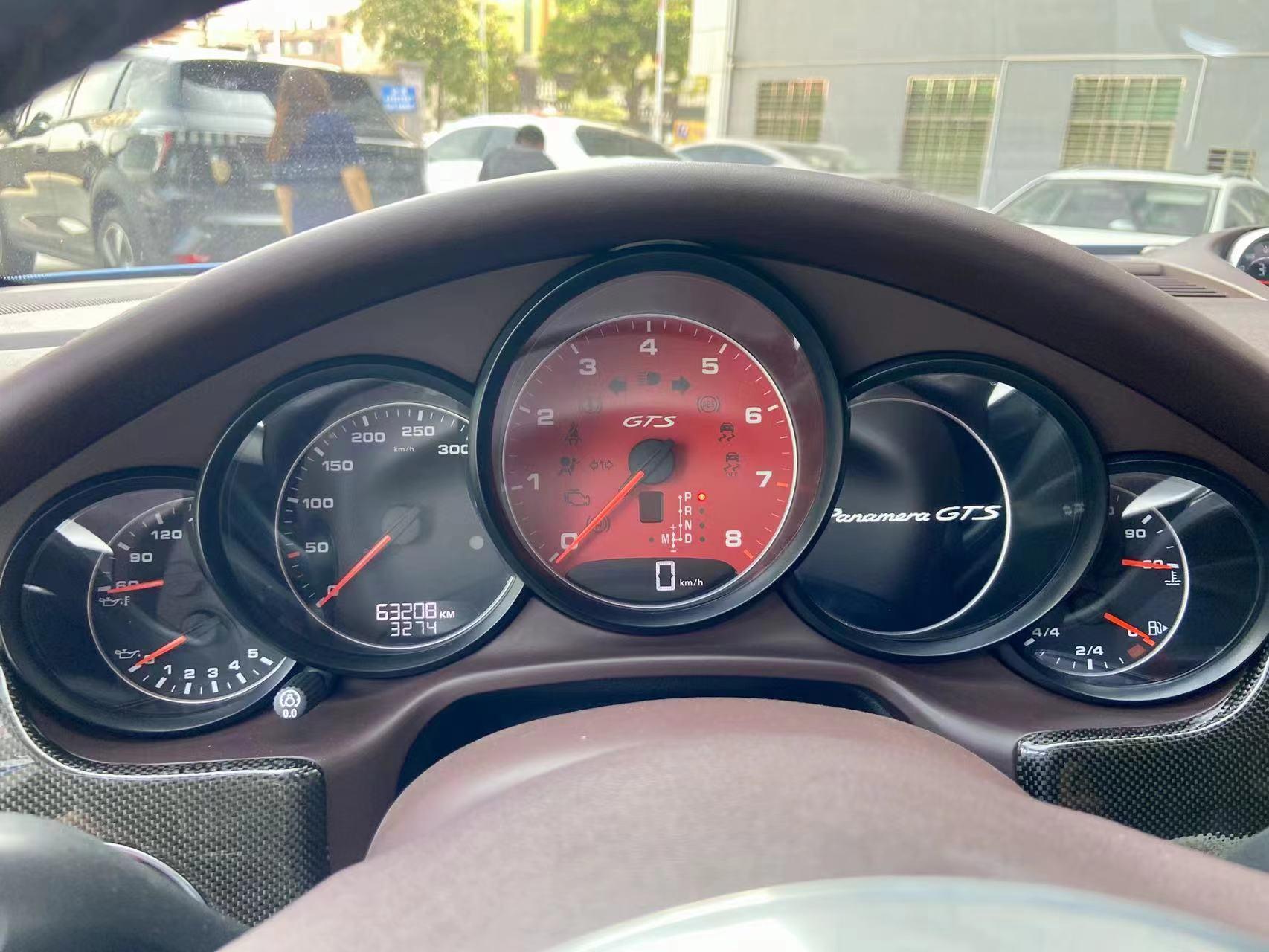 二手保时捷 Panamera 蓝色/棕色 2014款 Panamera 3.0T