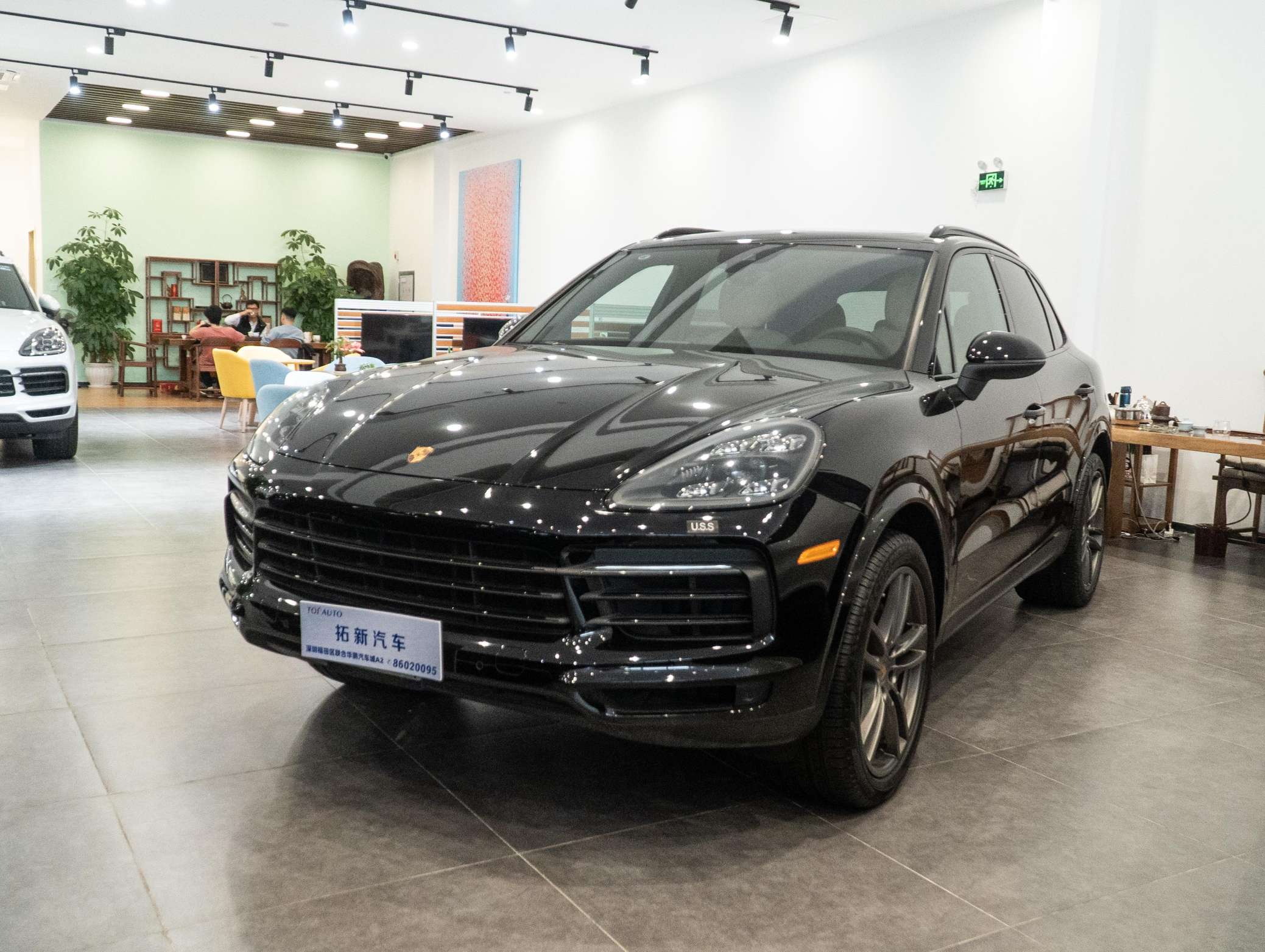 保时捷 Cayenne 黑色/米色 2020款 3.0T 美规版