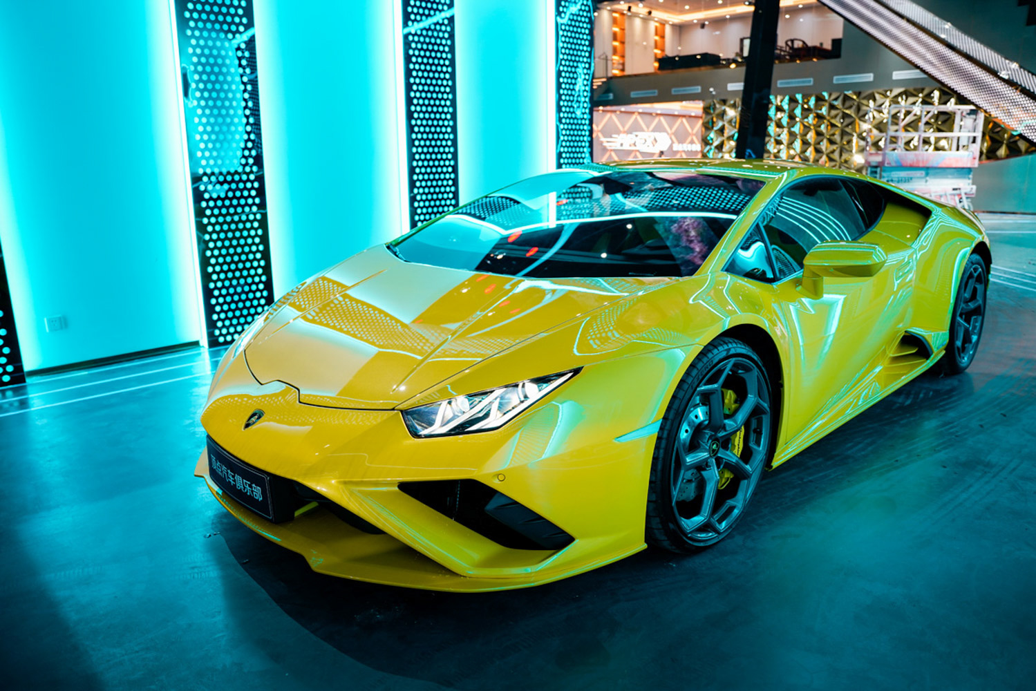 兰博基尼 Huracán 黄色/黄色 2020款 Huracán EVO RWD