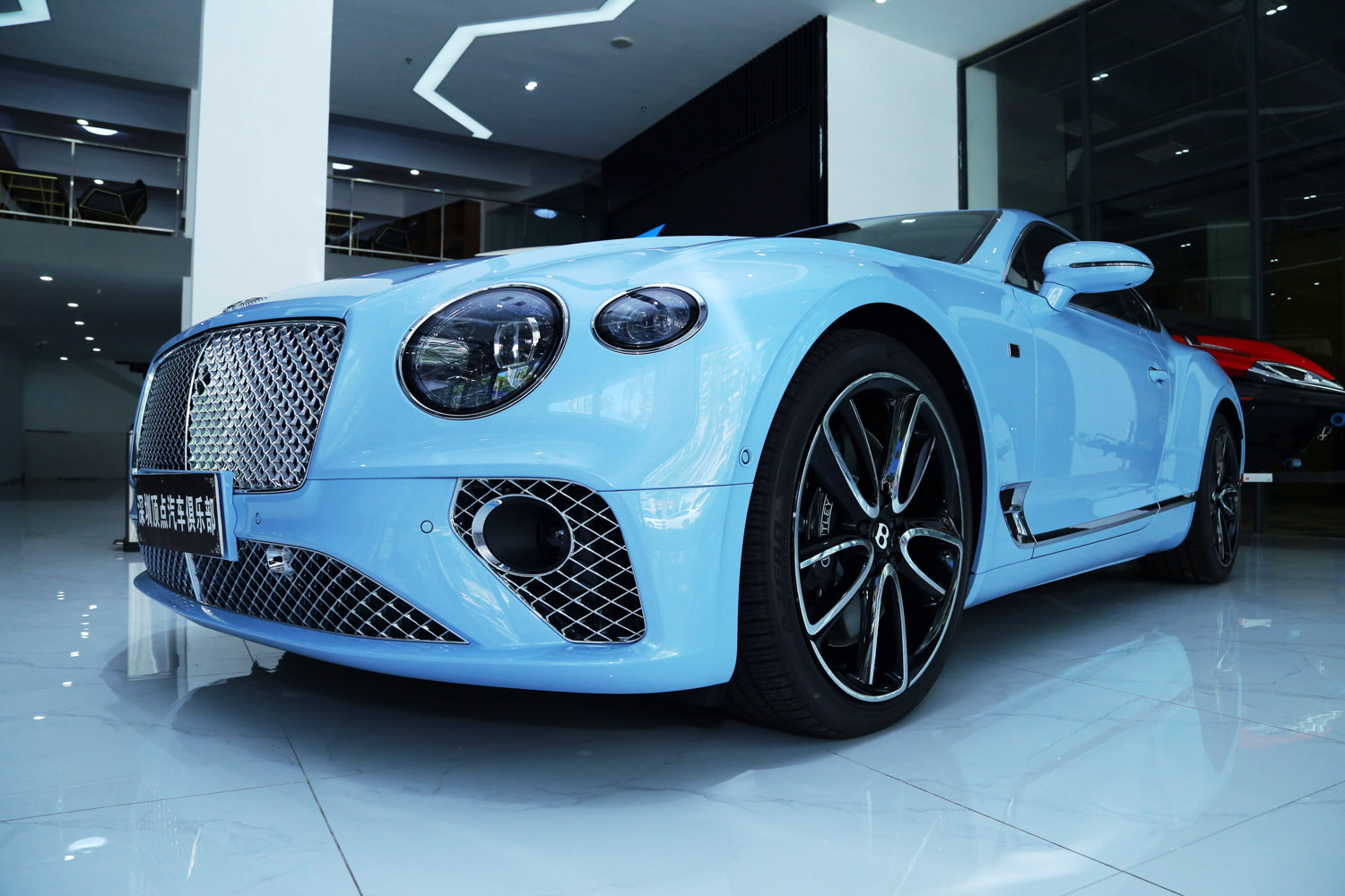 中规宾利 欧陆 蓝色/白色 2020款 GT 4.0T V8
