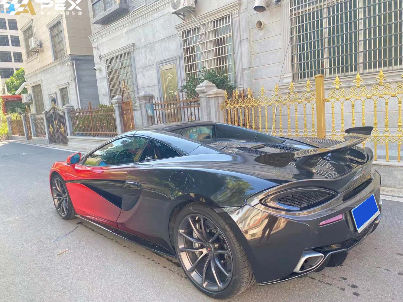 二手迈凯伦 570S SPIDER 红色/棕色 3.8T Spider
