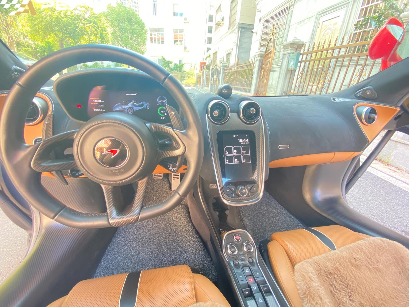二手迈凯伦 570S SPIDER 红色/棕色 3.8T Spider