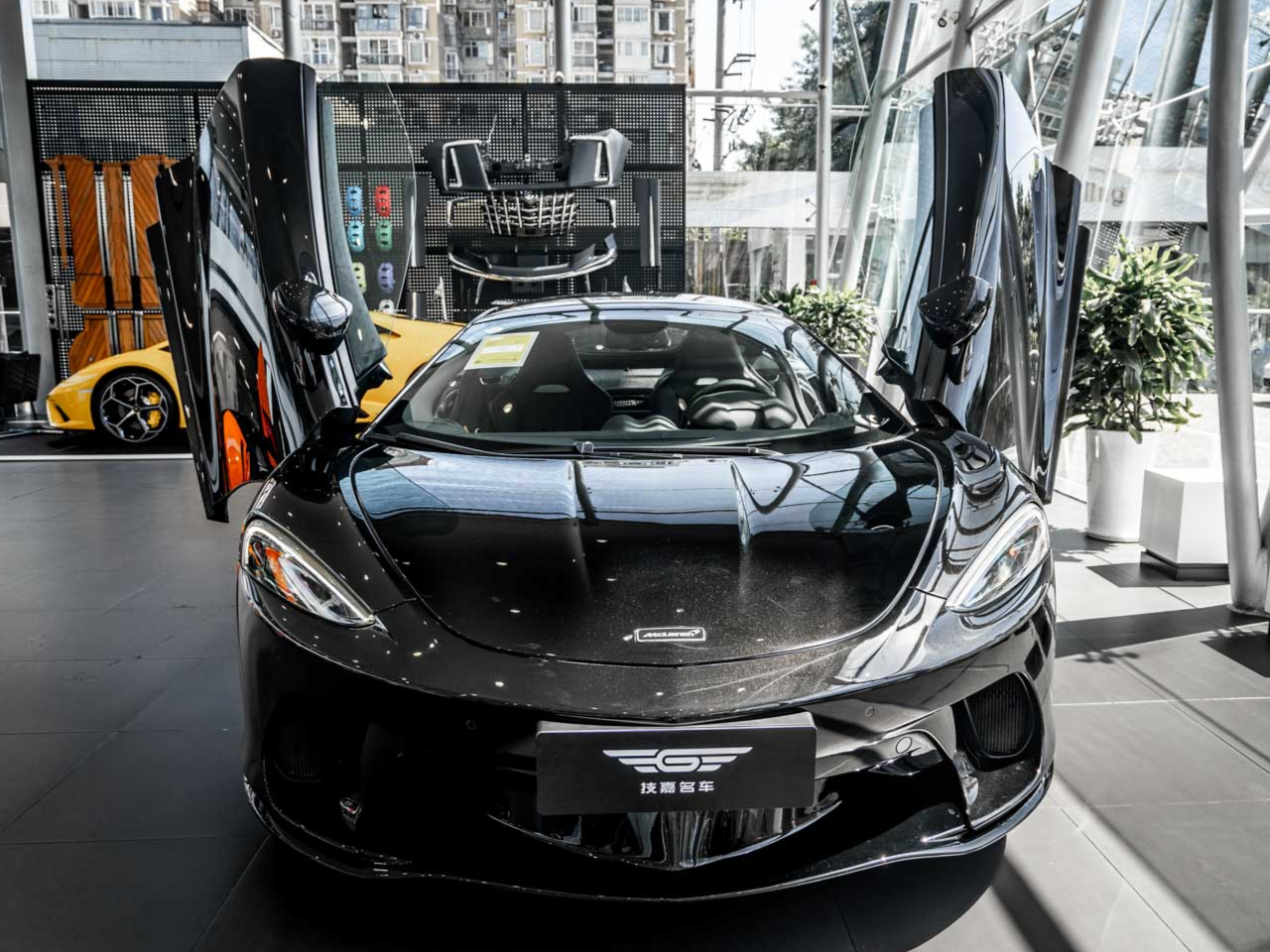 迈凯伦 GT 黑色/黑色 2019款 4.0T 标准型