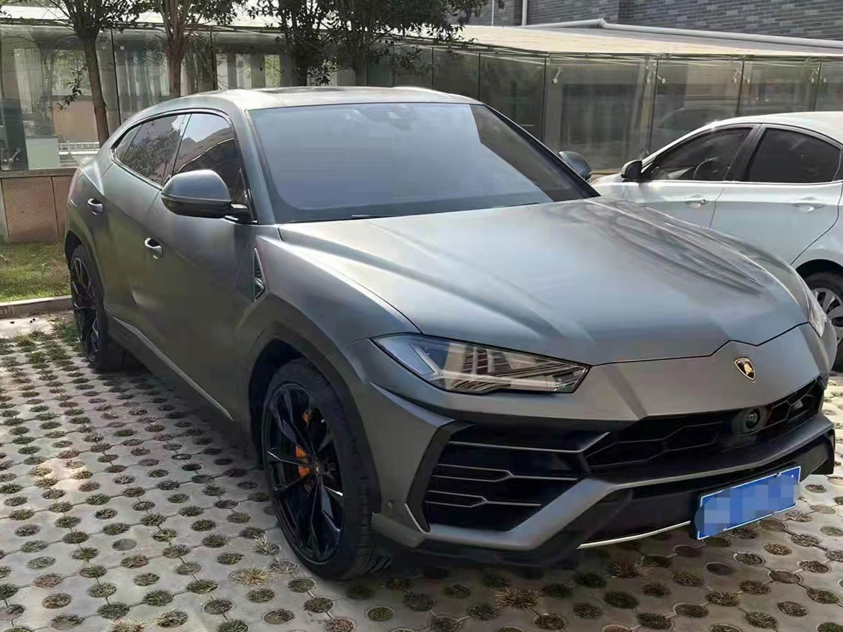 二手兰博基尼 Urus 深灰色/蓝色 2021款 4.0T V8