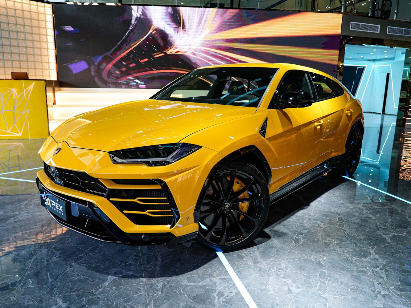 兰博基尼 Urus 黄色/黑黄 2021款 4.0T V8
