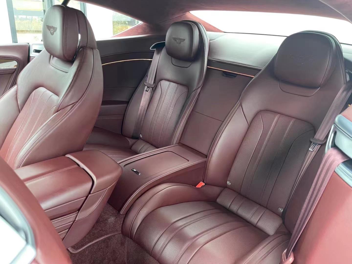 二手宾利 欧陆GT 亮片蓝/板球红 2020款 4.0T GT V8
