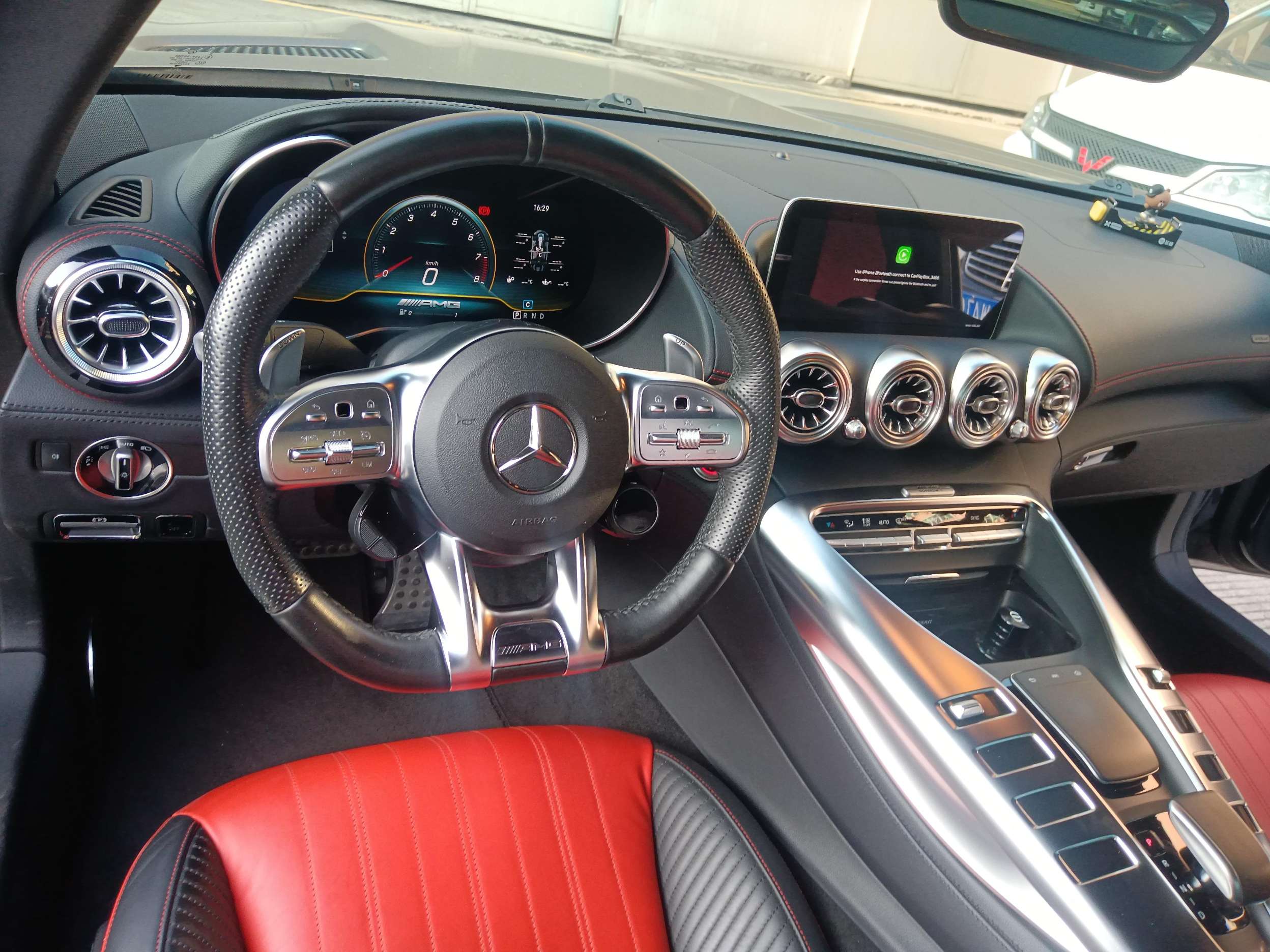 二手奔驰 AMG GT 灰色/红色 AMG GT 2019款 4.0T2019款 4.0T 中规版