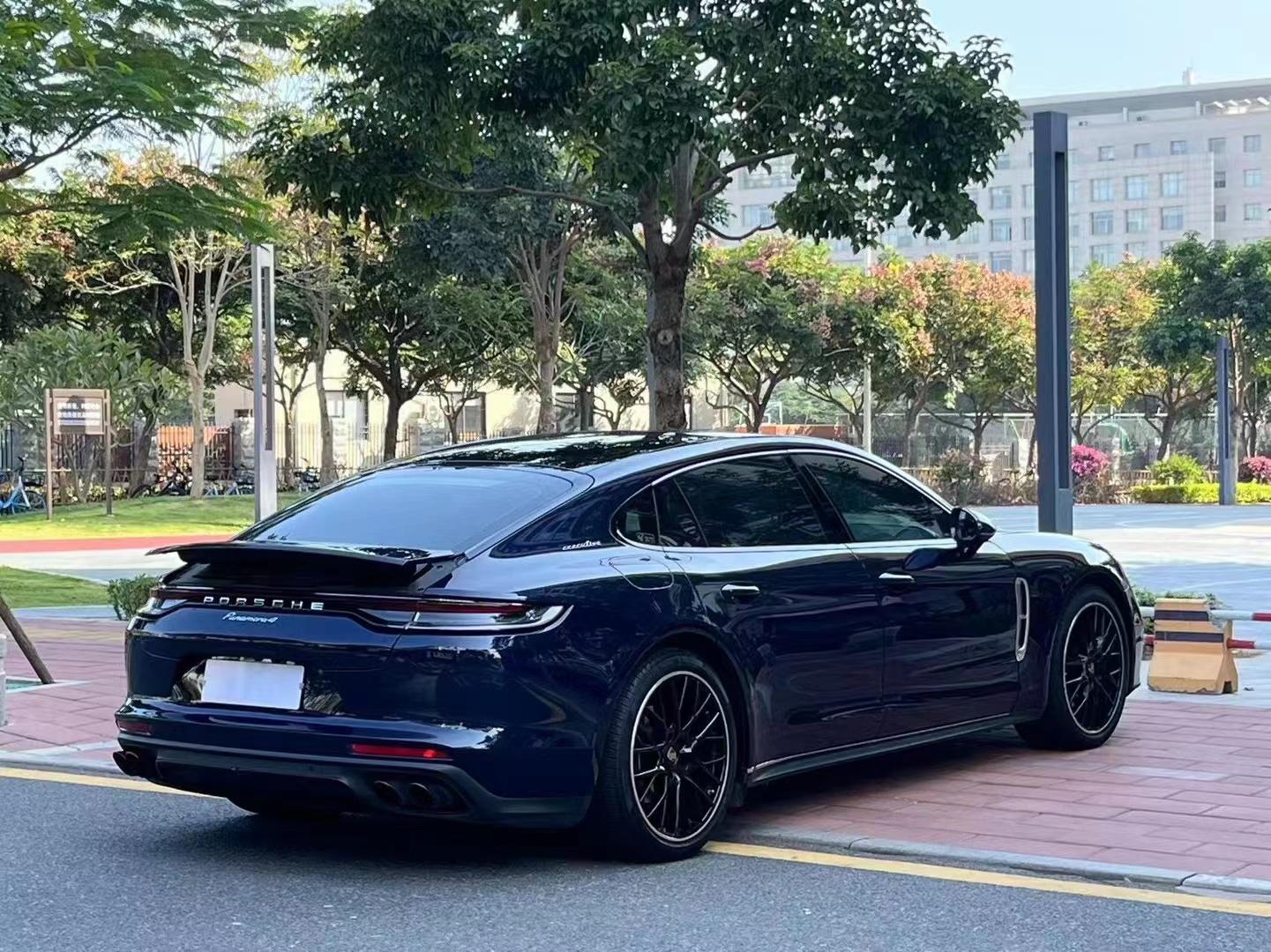 二手保时捷 Panamera 午夜蓝/波尔多红/双拼 4驱 行政加长版 2021款 2.9L2021款 2.9L 中规版