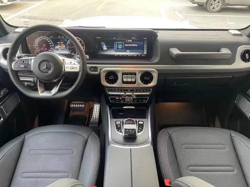 二手奔驰 奔驰G级 白色/黑色 2023款 G 350