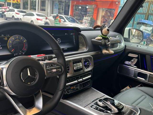 二手奔驰 奔驰G级 白色/黑色 2023款 G 350
