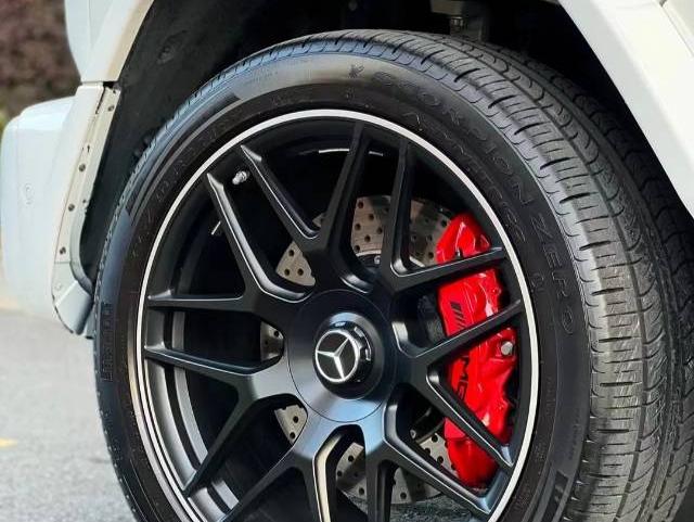 二手奔驰 奔驰G级 白色/黑色 2023款 G 350