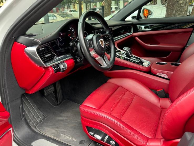 二手保时捷 Panamera 白色/红色 2018款 行政加长版 3.0T