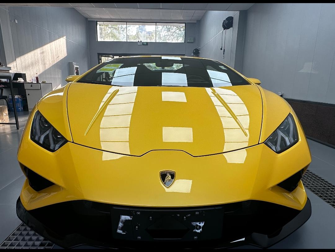 二手兰博基尼 Huracán 黄色/黑/黄双拼 2020款 Huracán EVO RWD Spyder