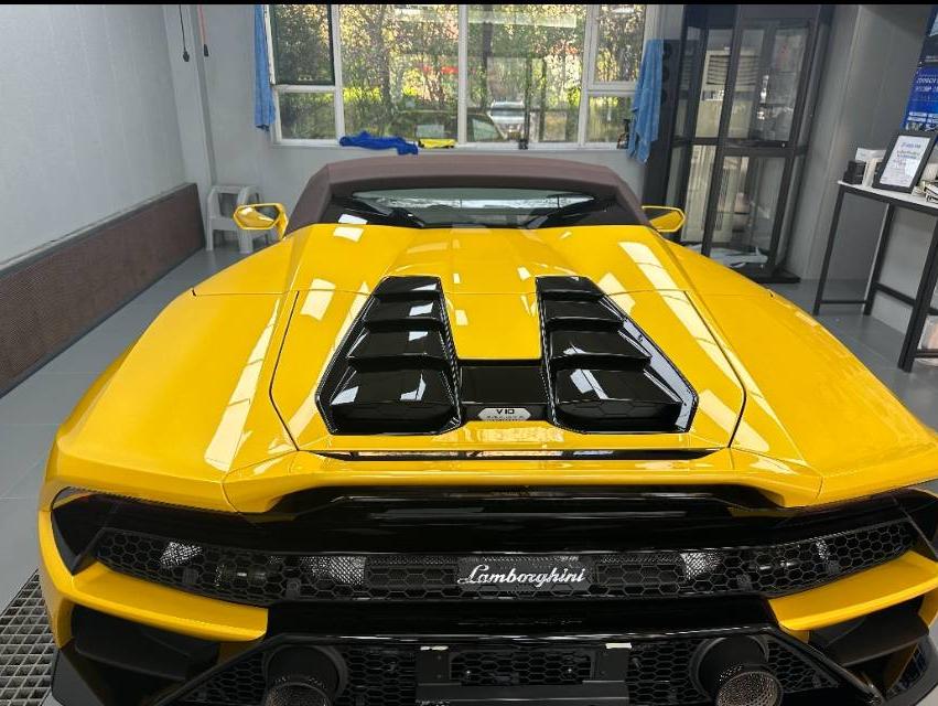 二手兰博基尼 Huracán 黄色/黑/黄双拼 2020款 Huracán EVO RWD Spyder