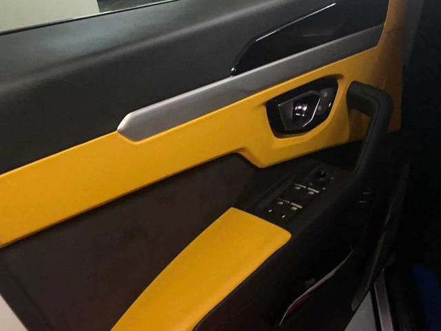 二手兰博基尼 Urus 白色/黑黄 2018款 4.0T V8