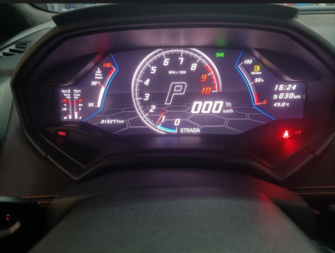 二手兰博基尼 Huracán 白色/黑色 2020款 Huracán EVO RWD