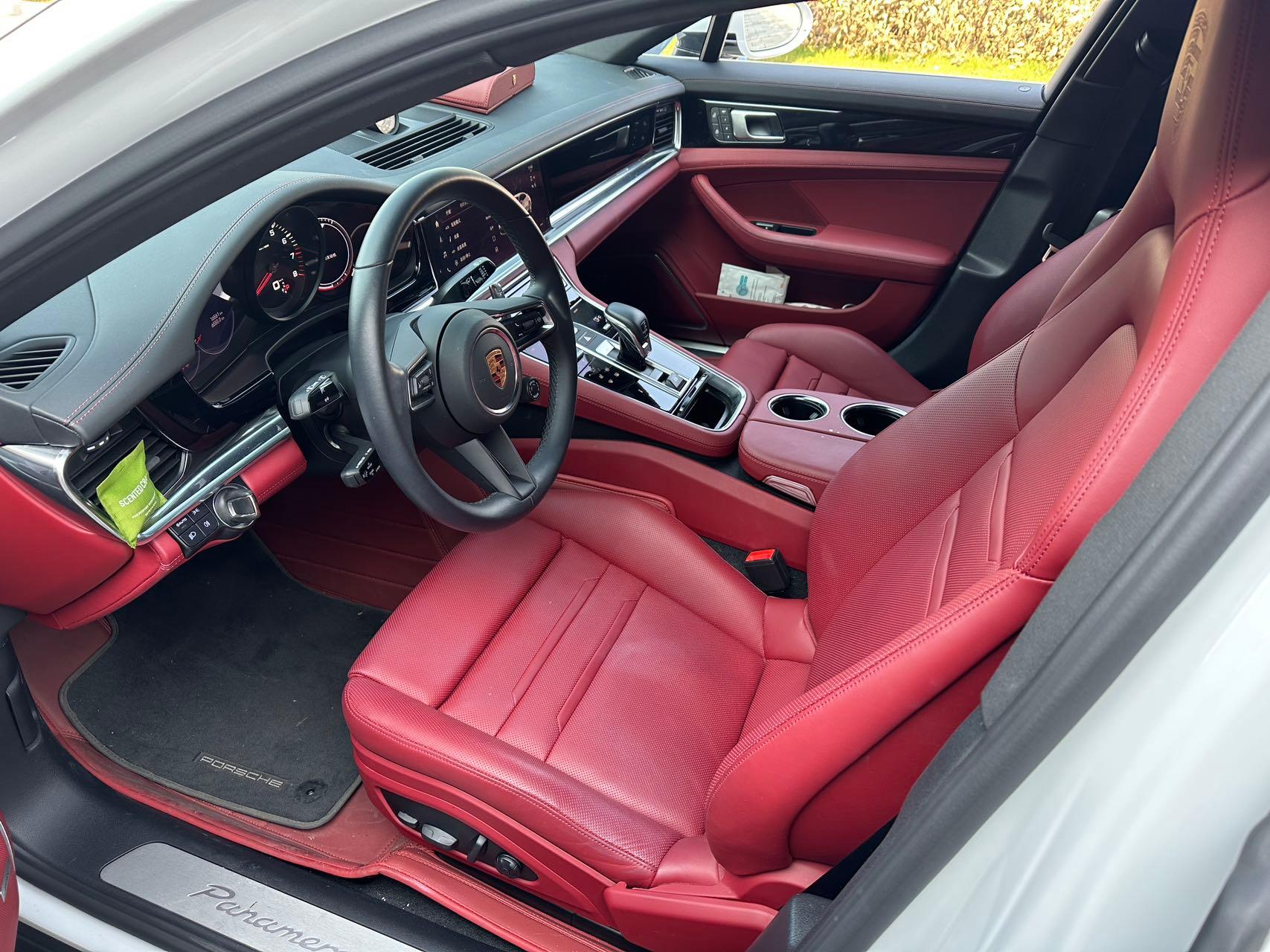 二手保时捷 Panamera 白色/红色 2022款 2.9T