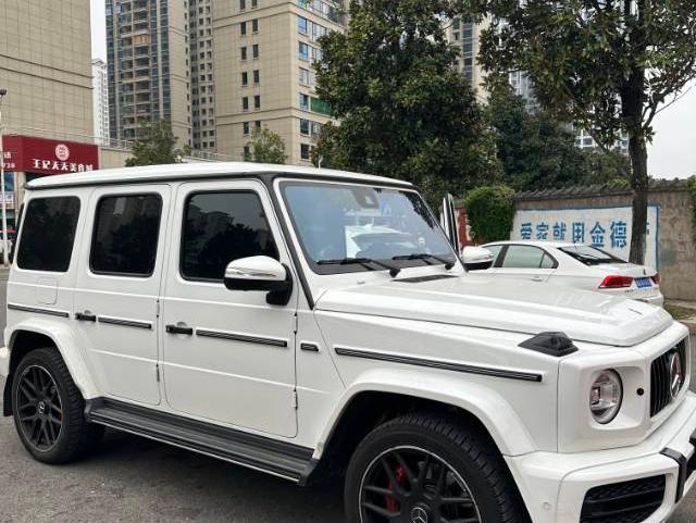 二手奔驰 奔驰G级 白色/黑色 2023款 G 350
