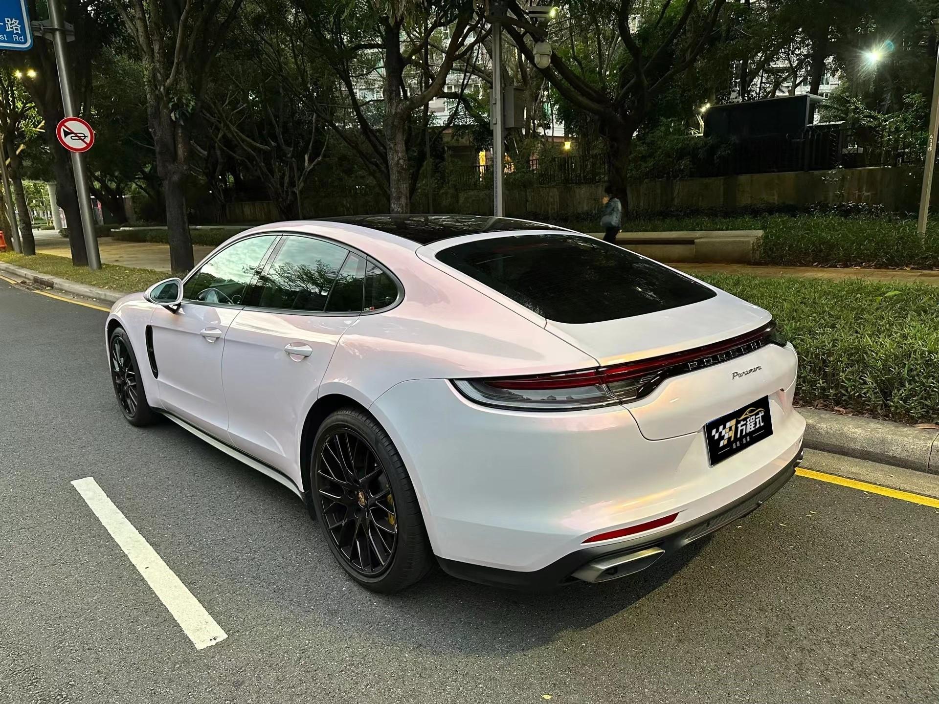 二手保时捷 Panamera 灰色/玛莎拉红 2023款 2.9T