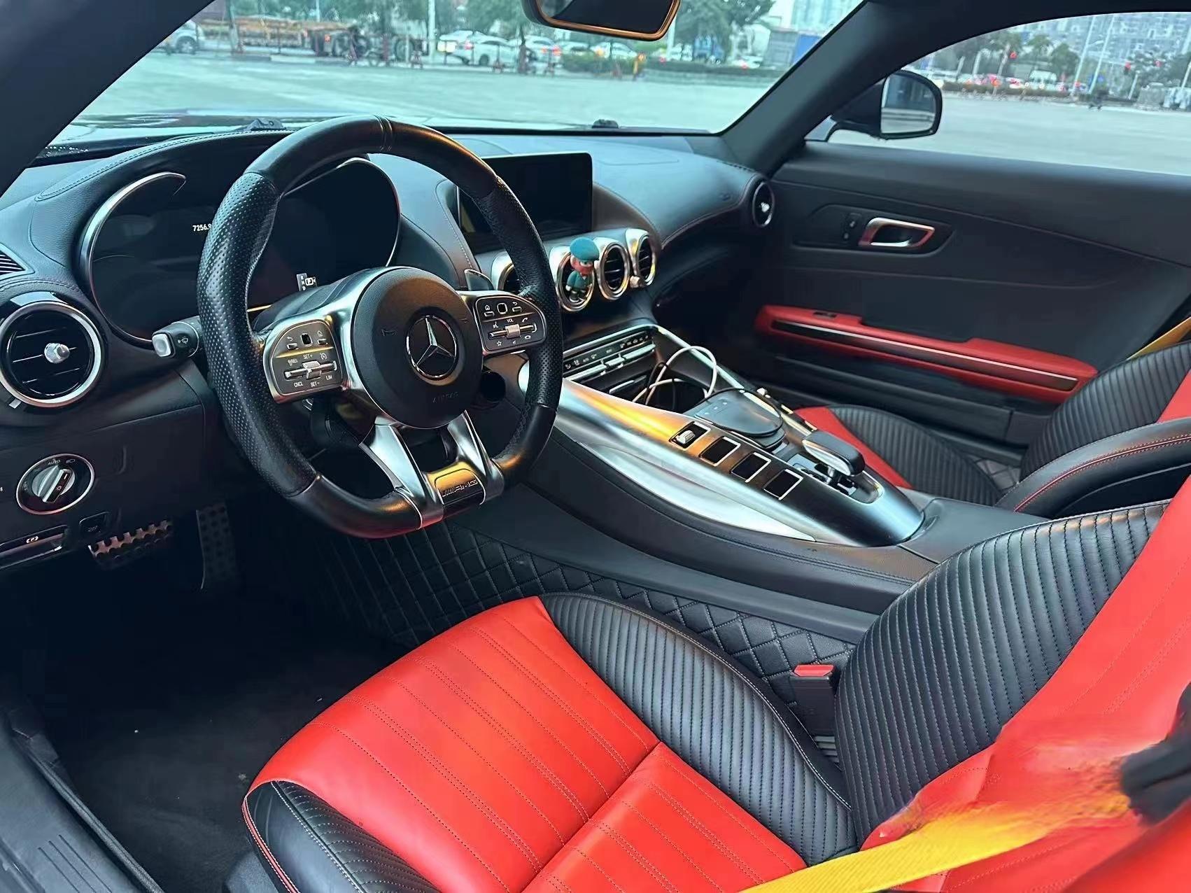 二手奔驰 AMG GT 黑色/红色 2019款