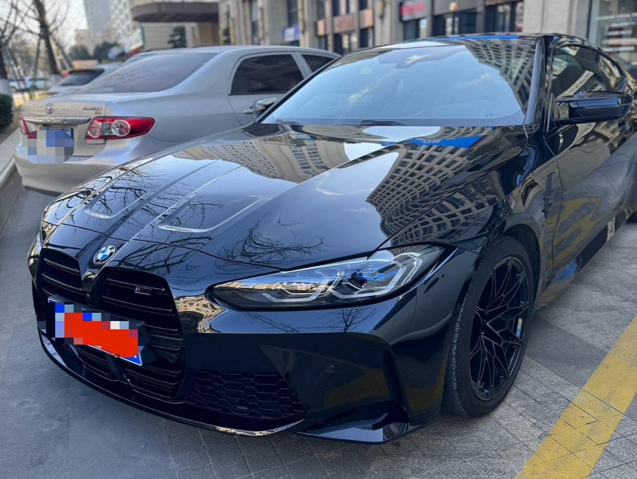 二手宝马 M系 黑色/黑色 2021款 M4双门轿跑车 M xDrive 雷霆版