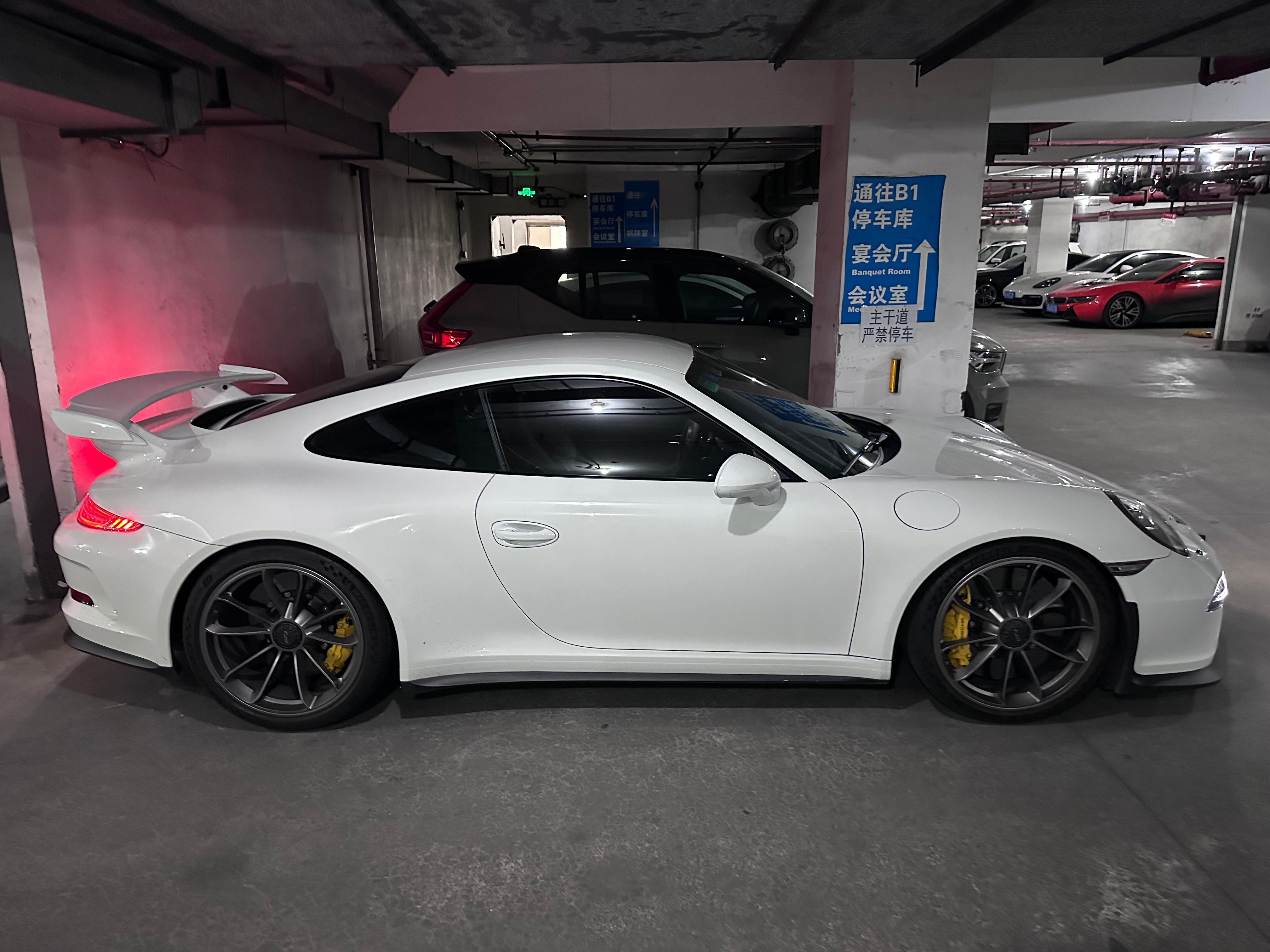 二手保时捷 911 白色/黑色 2013款 GT3 3.8L