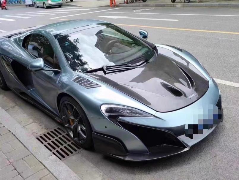 二手迈凯伦 650S 银色/黑色 2014款 3.8T Spider