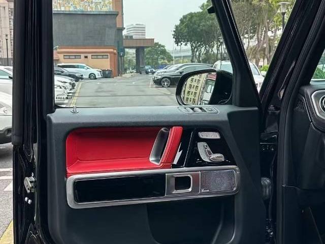 二手奔驰 G级AMG 黑色/黑红双拼 2019款 改款 AMG G 63