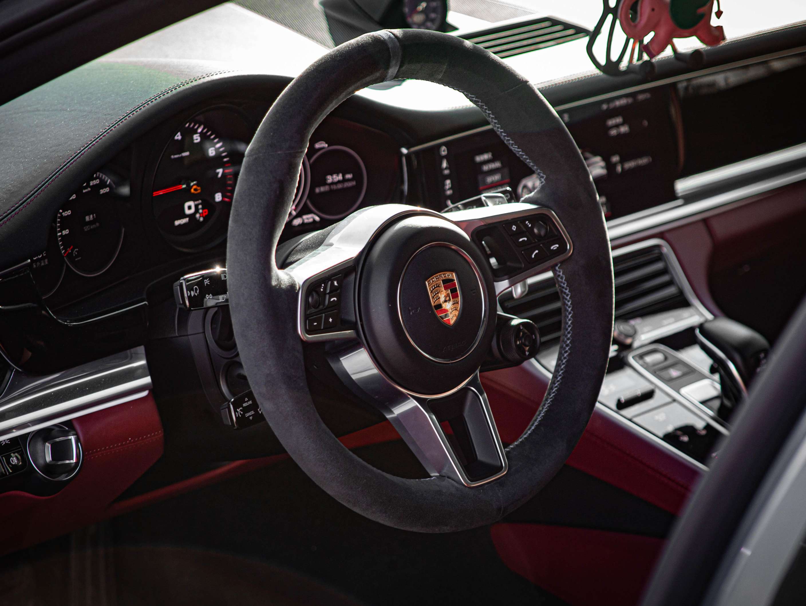 二手保时捷 Panamera 深宝石蓝/波尔多红 2019款 四驱 猎装版 2.9T