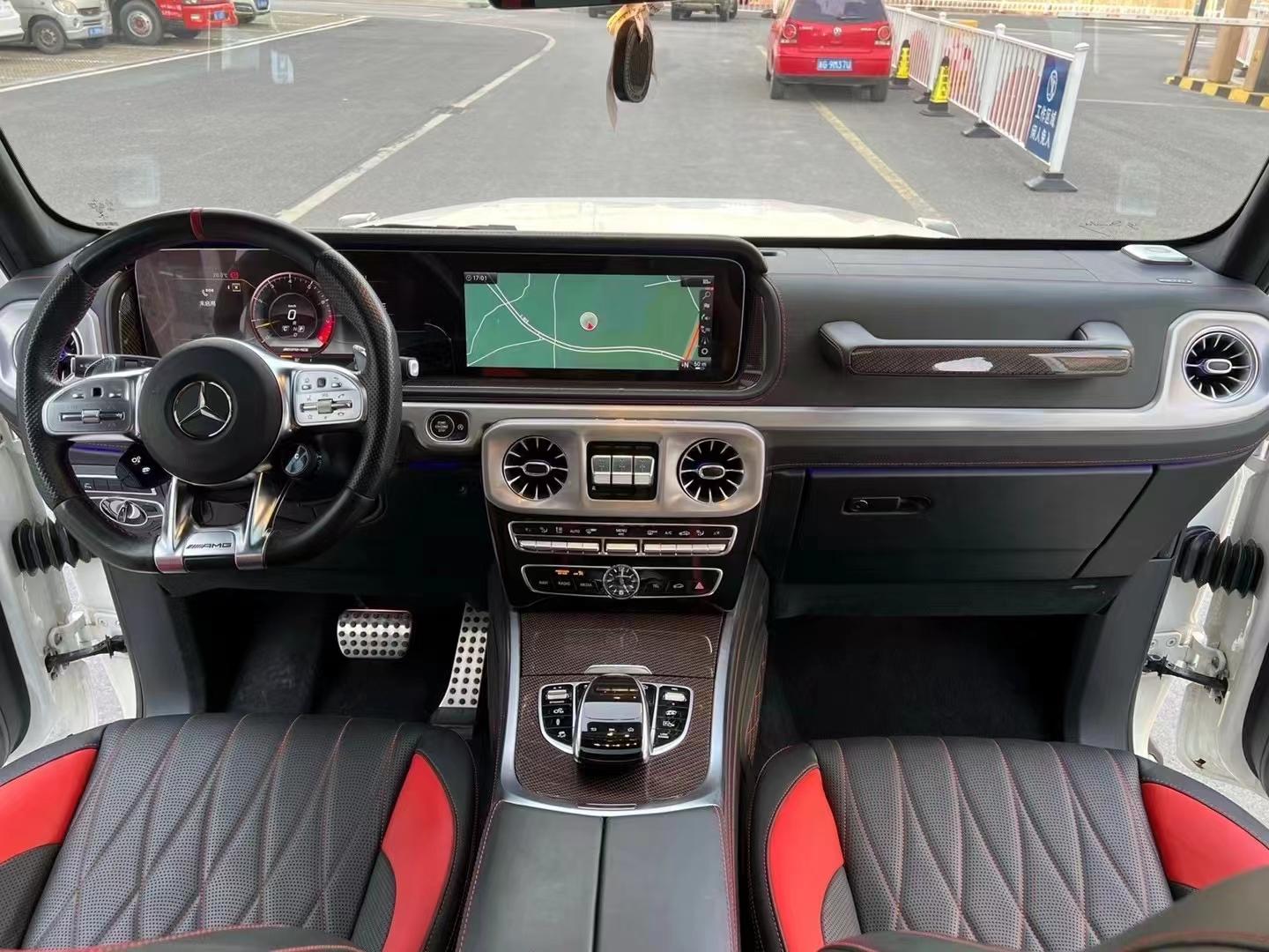 二手奔驰 G级AMG 白色/黑红双拼带缝线 2019款 改款 AMG G 63 先型特别版