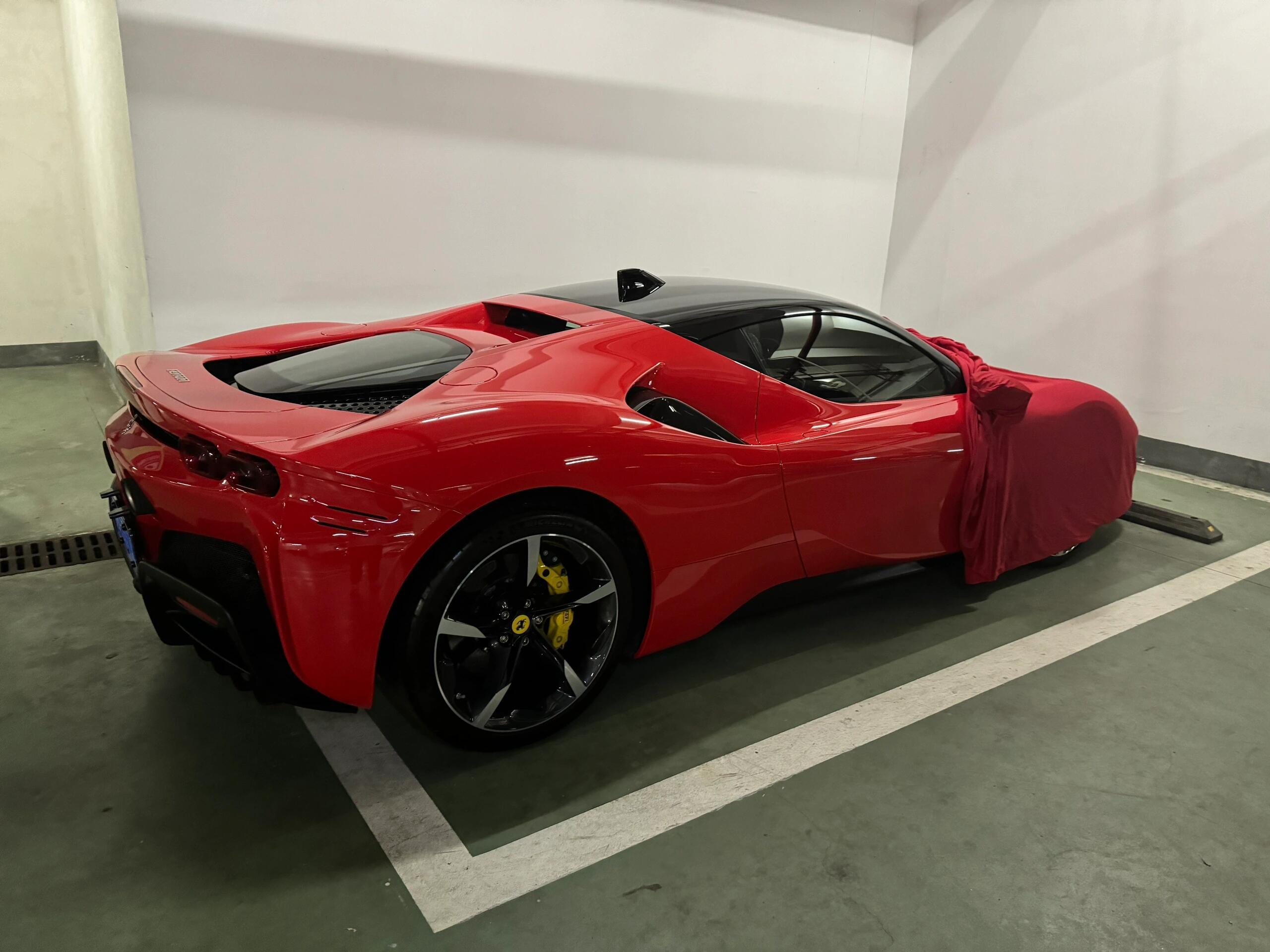 二手法拉利 SF90 红色/红色 2020款 3.9T V8 Stradale
