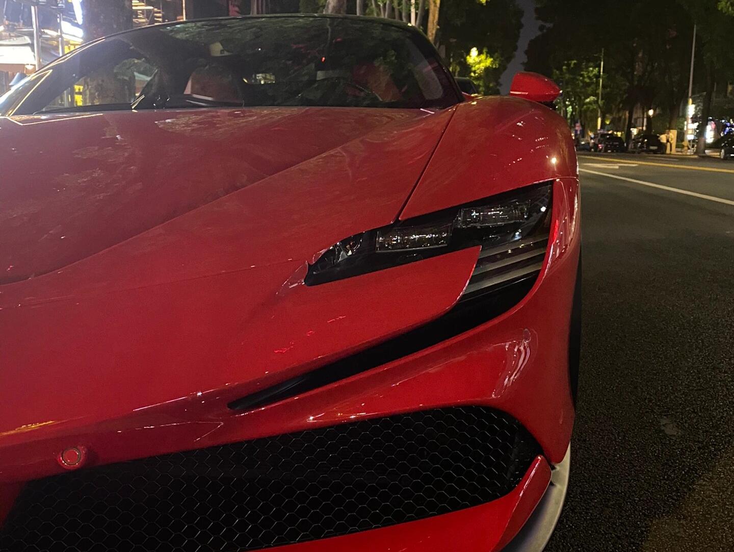 二手法拉利 SF90 红色/红色 2020款 3.9T V8 Stradale