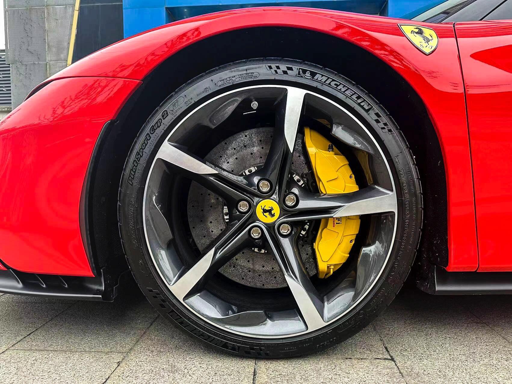 二手法拉利 SF90 红色/红色 2020款 3.9T V8 Stradale