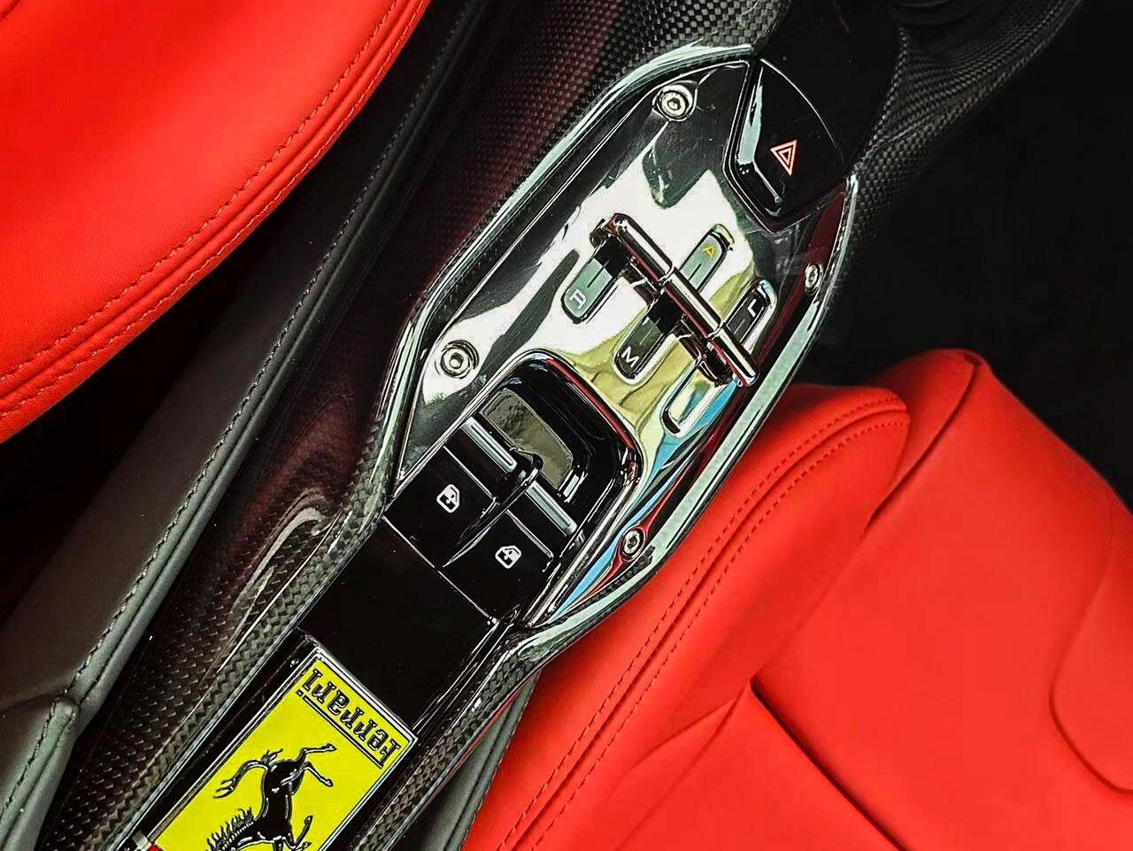 二手法拉利 SF90 红色/红色 2020款 3.9T V8 Stradale