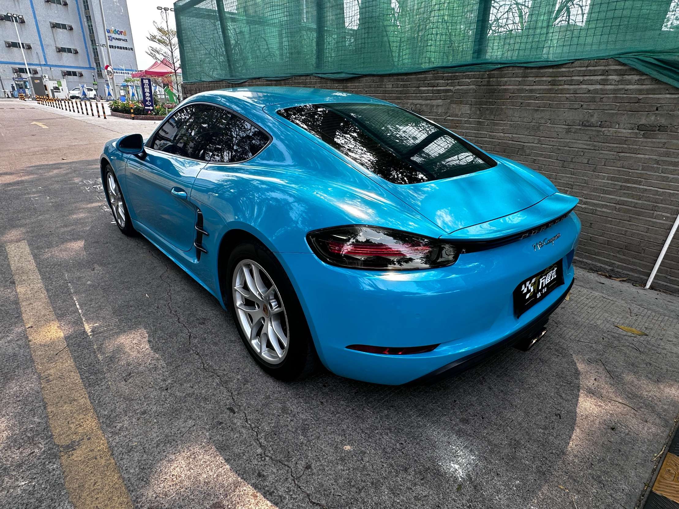 二手保时捷 718 迈阿密蓝/黑色 2016款 Cayman 2.0T