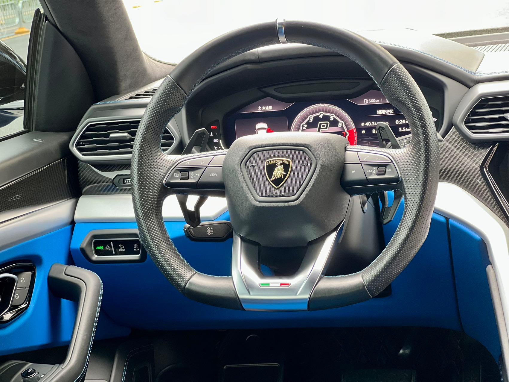 二手兰博基尼 Urus 蓝色/蓝黑双拼 2021款 4.0T V8