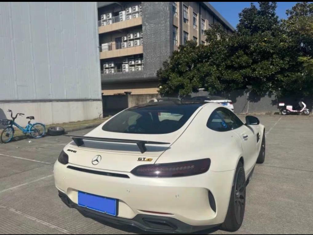 二手奔驰 AMG GT 白色/黑色 2018款  GT C 中国特别版