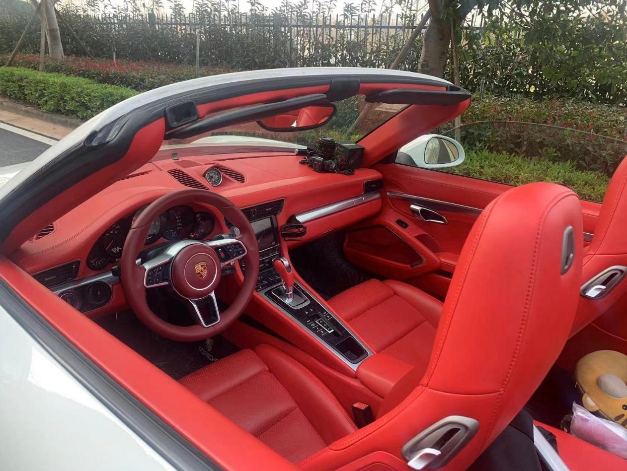 二手保时捷 911 白色/红色 2012款 Carrera S Cabriolet 3.8L