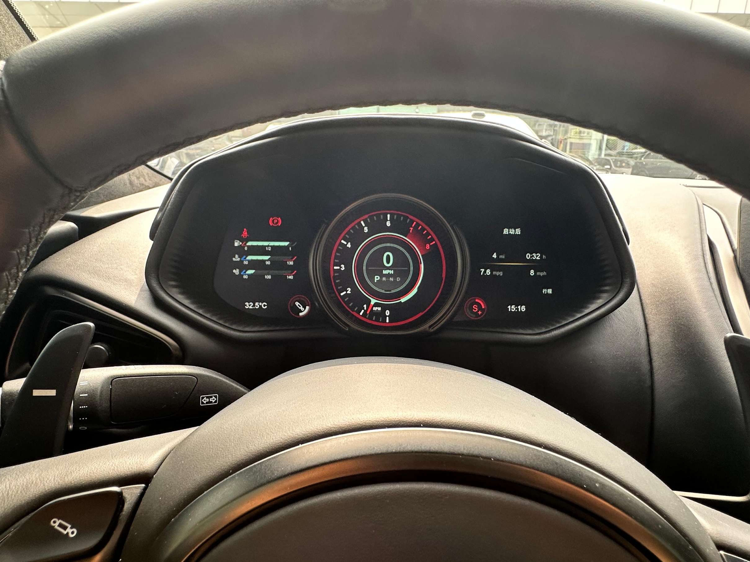 二手阿斯顿·马丁 DB11 白色/黑白双拼 2022款 4.0T V8 Coupe