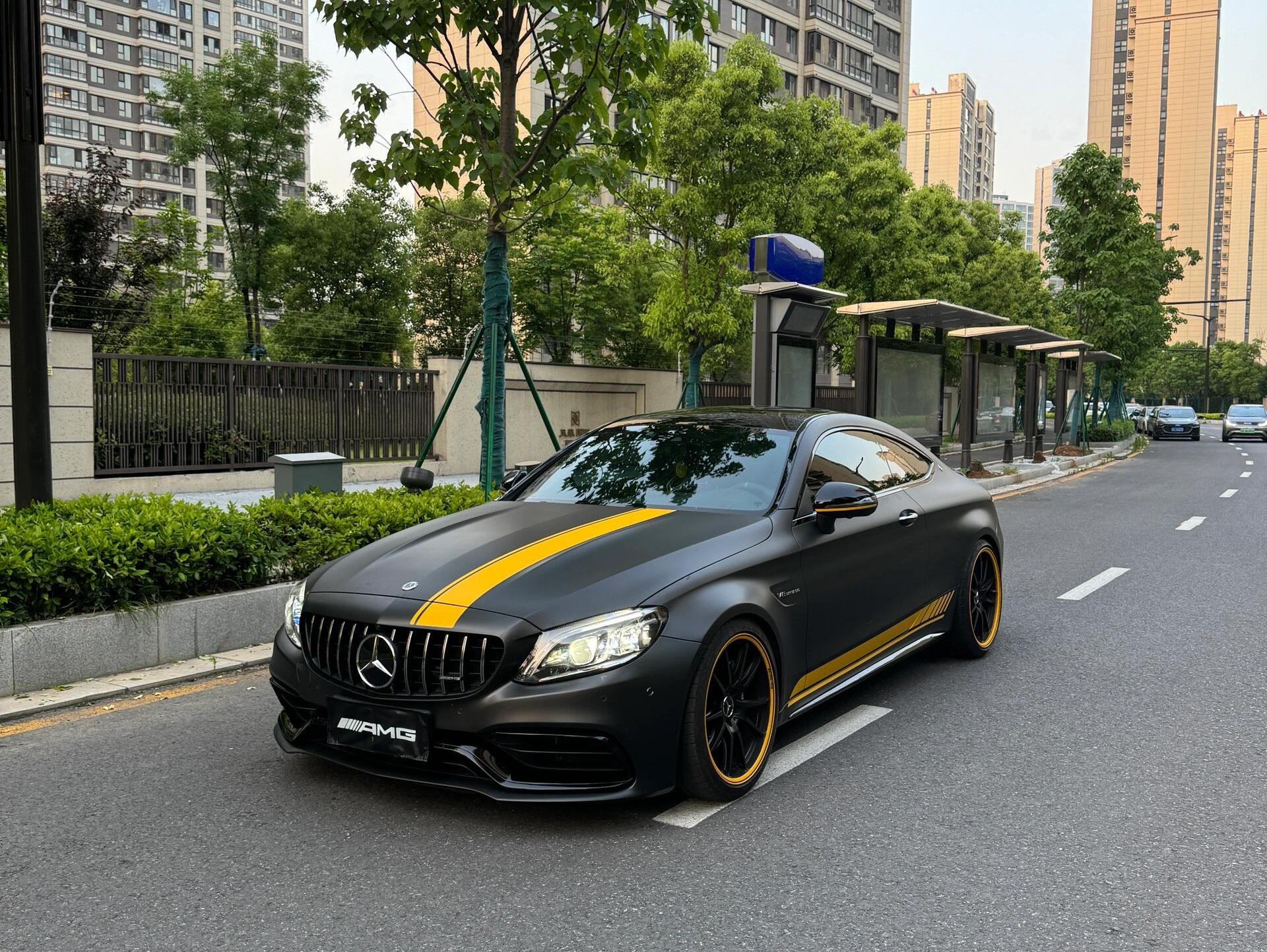 二手奔驰 AMG 灰色/黑色 2016款 C63 Coupe