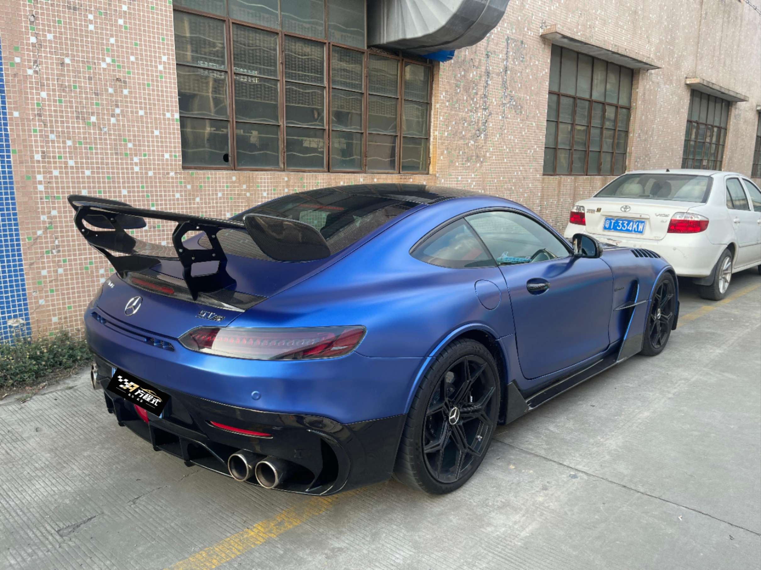 二手奔驰 AMG GT 蓝色/黑色 2015款 GT S