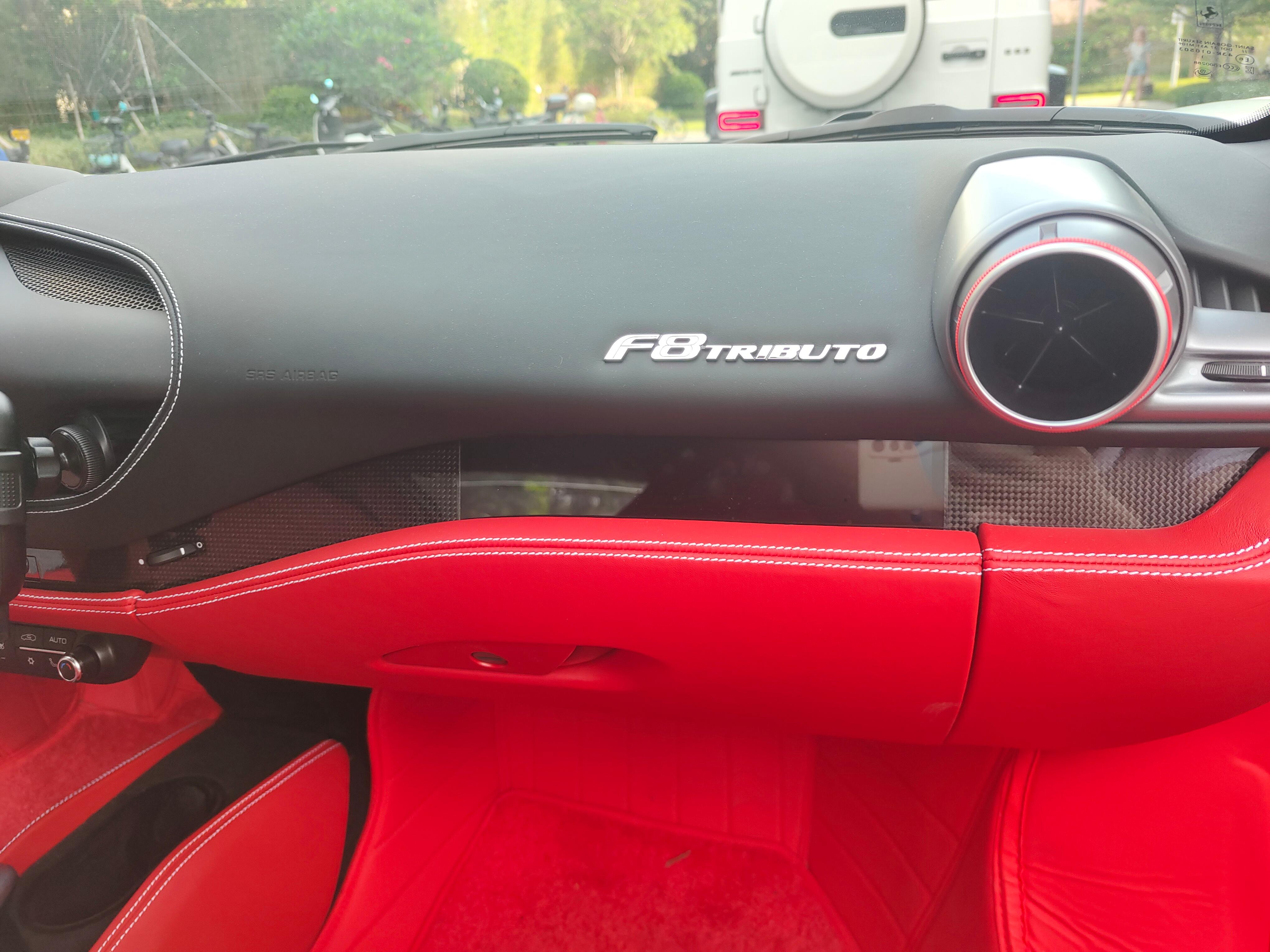 二手法拉利 F8 白色/红色 2019款 Tributo 3.9T V8