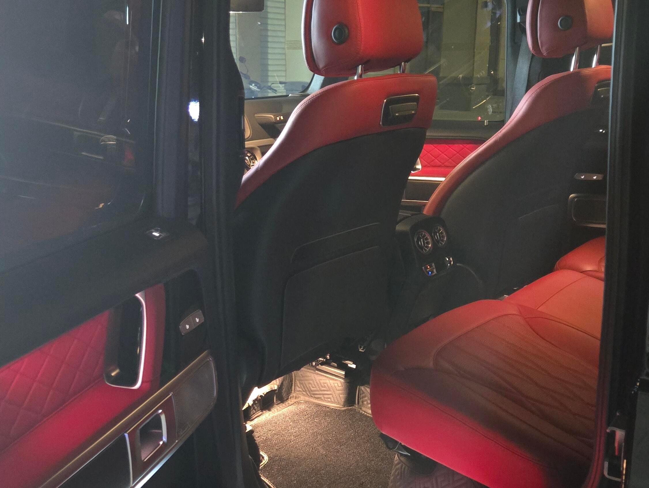二手奔驰 奔驰G级 黑色/红色 2022款 G 500