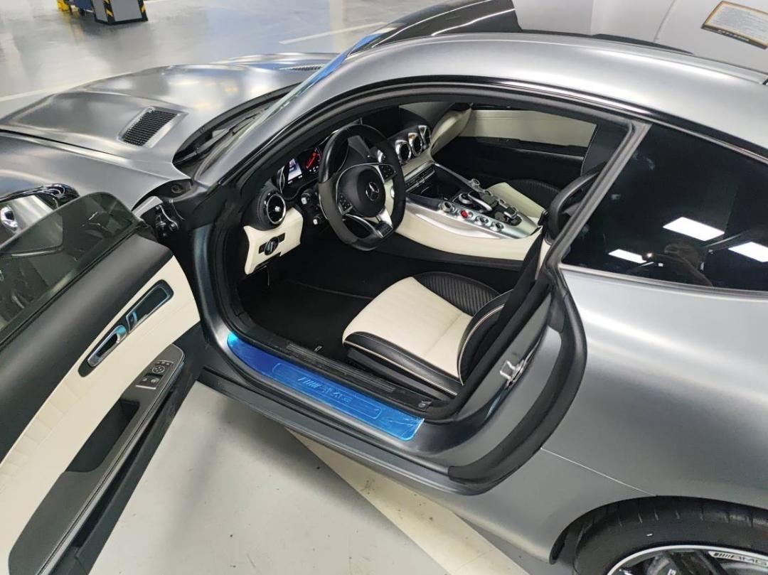 二手奔驰 AMG GT 银灰色/白色 2017款