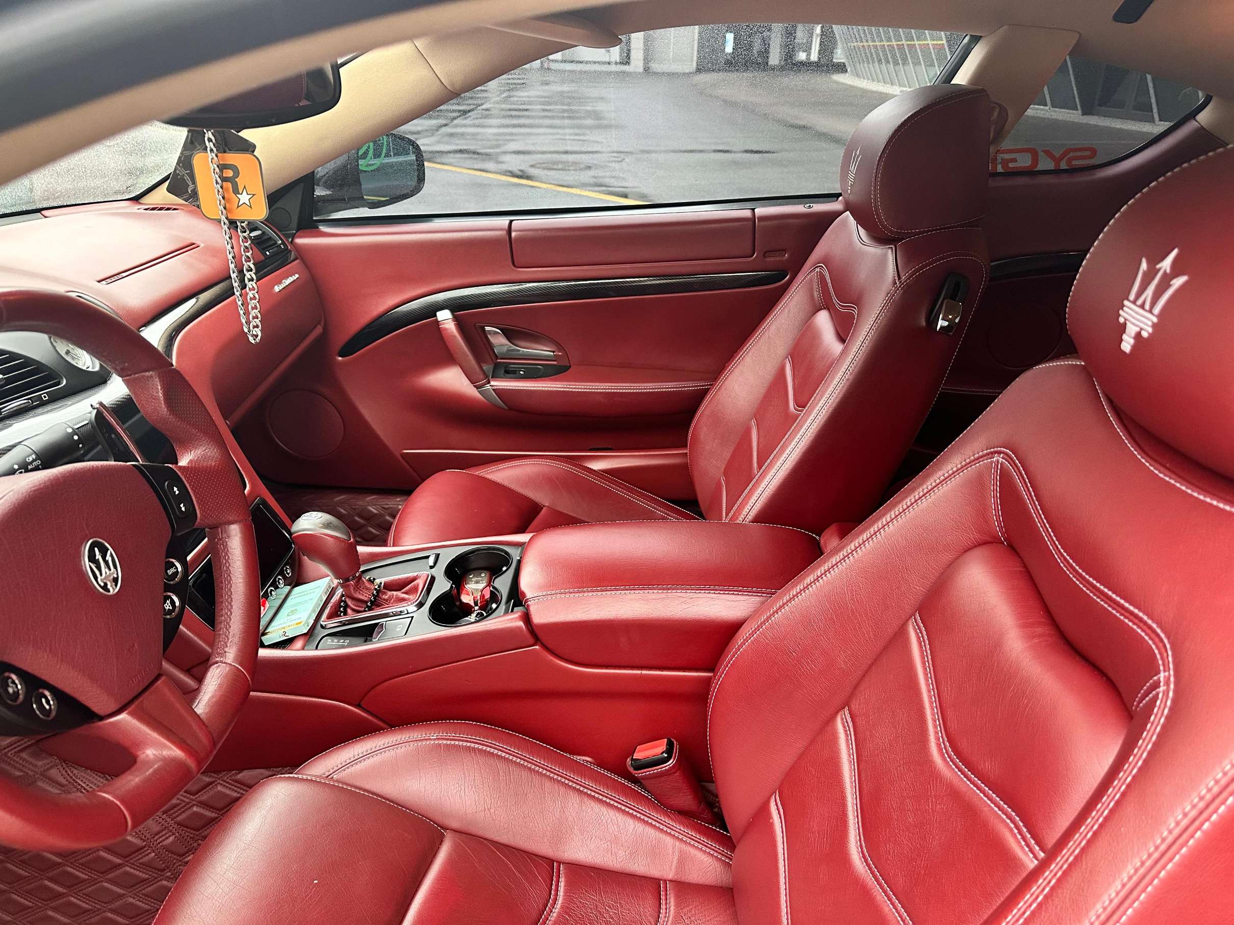 二手玛莎拉蒂 GranTurismo 白色/红色 2007款 4.2L 标准版