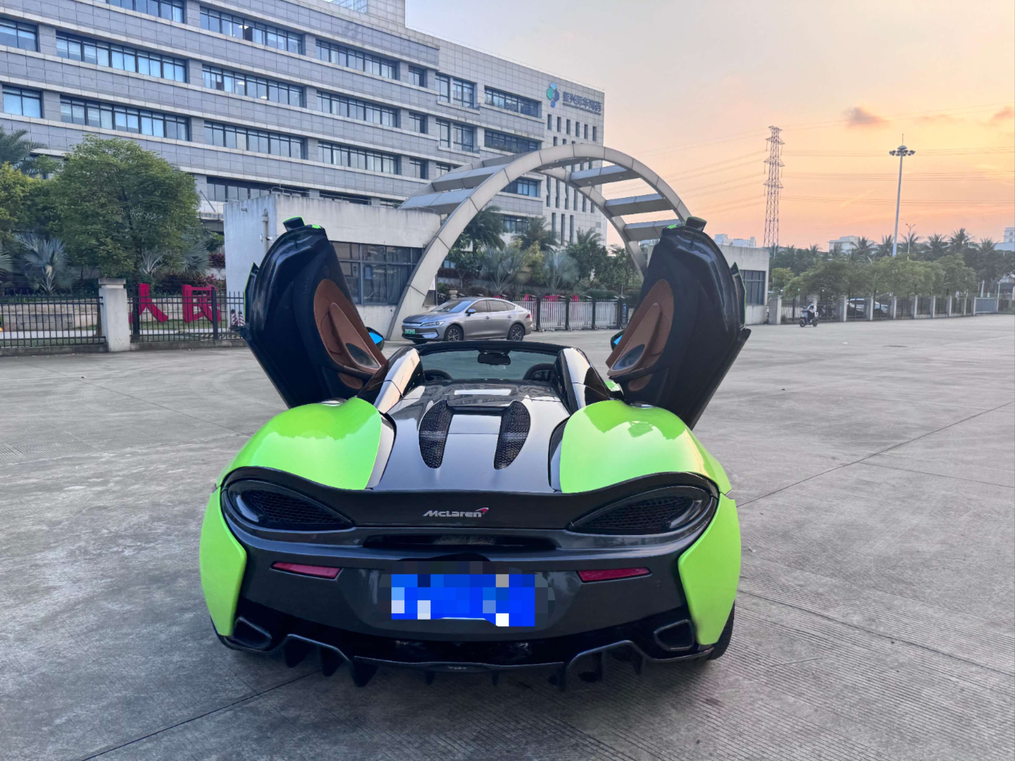 二手迈凯伦 570S 绿色/灰色 2019款 570S 3.8T Spider