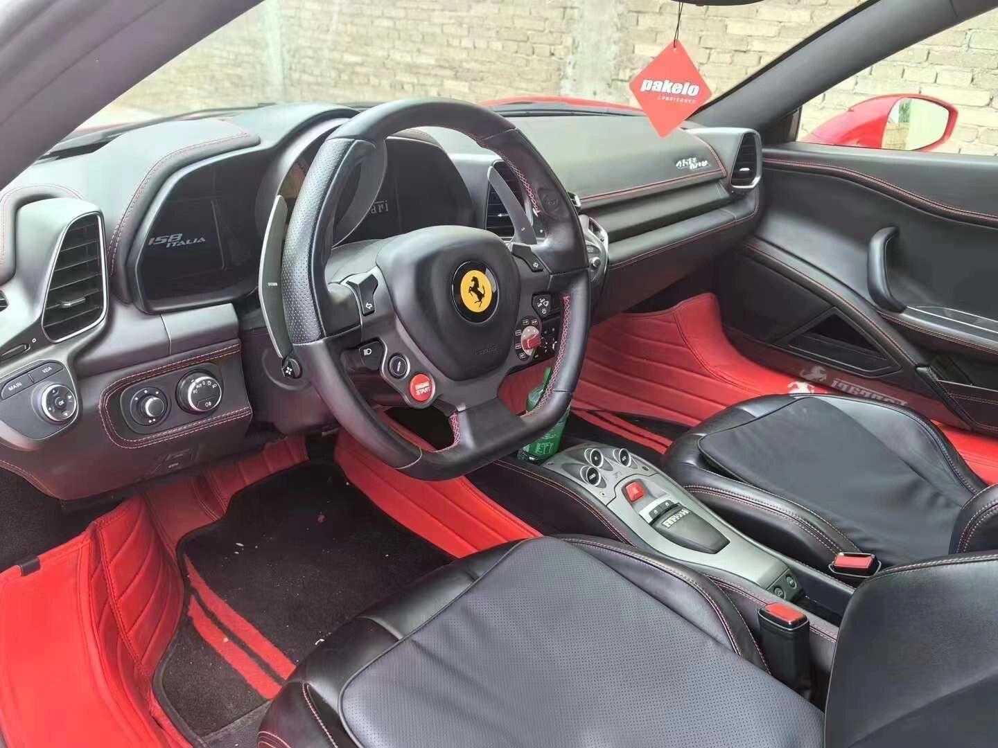 二手法拉利 458 红色/黑色 2011款 4.5L Italia