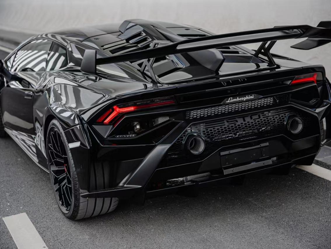 二手兰博基尼 Huracán 黑色/黑色 2021款 Huracán STO